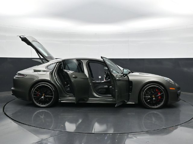 Used 2023 Porsche Panamera GTS AWD/4WD image 57