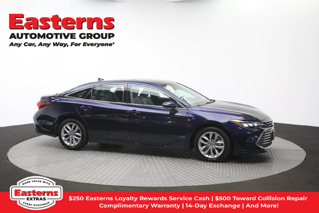 Used 2022 Toyota Avalon XLE w/ Moonroof Package FWD image 49