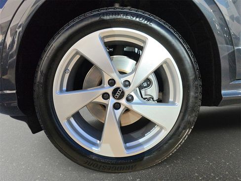 New 2025 Audi Q5 Premium Plus image 33