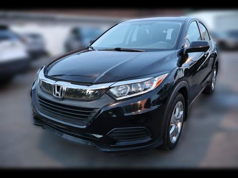 Used 2019 Honda HR-V LX image 1