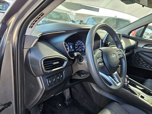 Used 2019 Hyundai Santa Fe SE w/ Cargo Package image 9