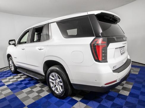 Used 2025 Chevrolet Tahoe LT RWD image 7