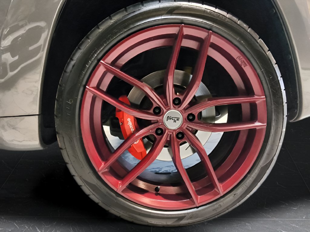 Used 2019 Jeep Grand Cherokee SRT AWD/4WD image 43
