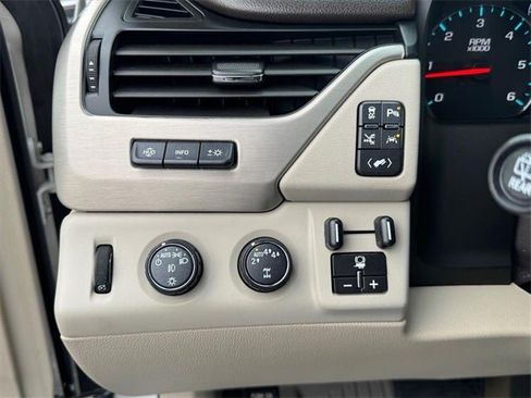 Used 2019 GMC Yukon Denali w/ Denali Ultimate Package image 19