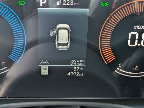 Certified 2025 Hyundai Tucson SEL image 27