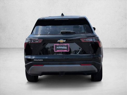 Used 2026 Chevrolet Equinox LT FWD image 7