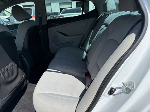 Used 2013 Kia Optima LX image 21
