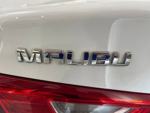 Used 2023 Chevrolet Malibu LT FWD image 43