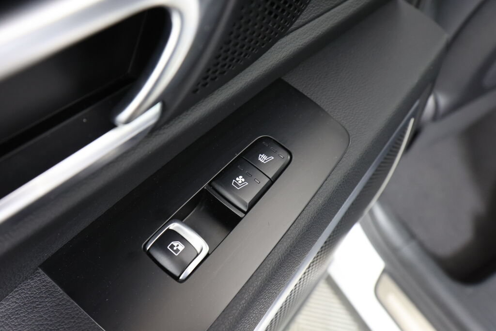 Used 2021 Kia Telluride SX w/ SX Prestige Package AWD/4WD image 18