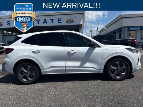 Used 2023 Ford Escape ST-Line w/ Equipment Group 301A FWD image 1