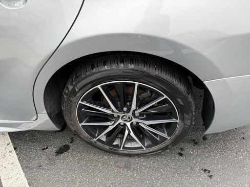 Used 2024 Toyota Camry SE FWD image 12