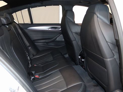 Used 2023 BMW M5 w/ Executive Package image 67