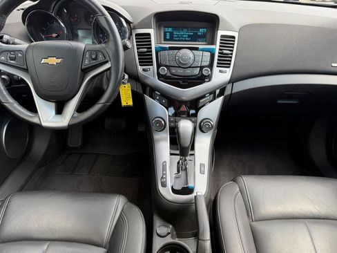 Used 2011 Chevrolet Cruze LTZ FWD image 10