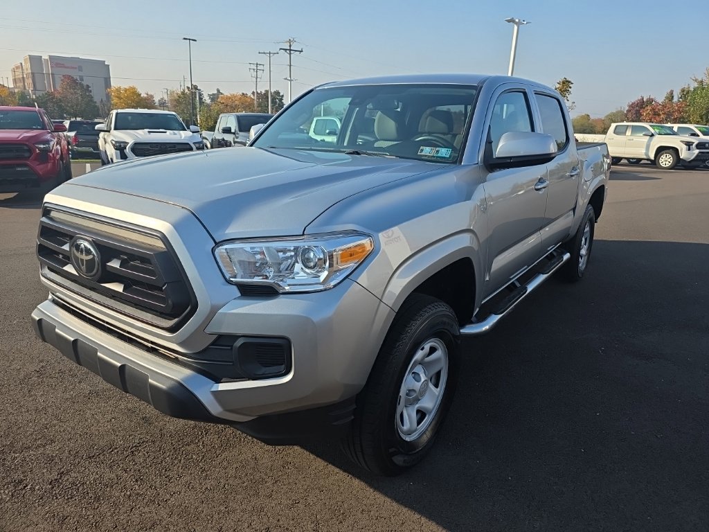 Certified 2023 Toyota Tacoma SR AWD/4WD image 3
