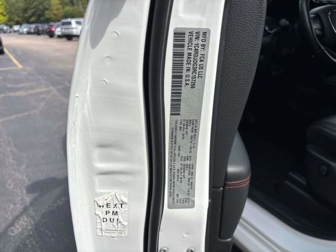 Used 2024 Dodge Durango GT image 32