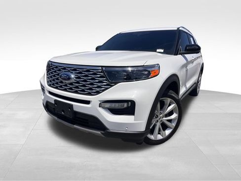 Used 2022 Ford Explorer Platinum w/ Technology Package AWD/4WD image 9