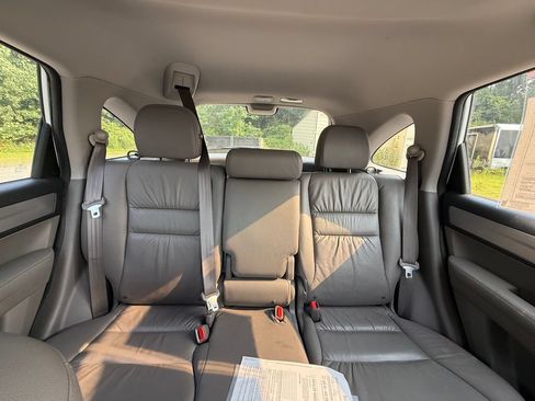 Used 2011 Honda CR-V EX-L image 19