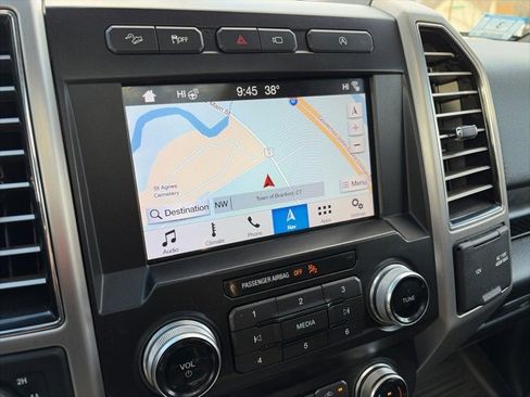 Used 2019 Ford F150 Platinum w/ Equipment Group 701A Luxury image 23