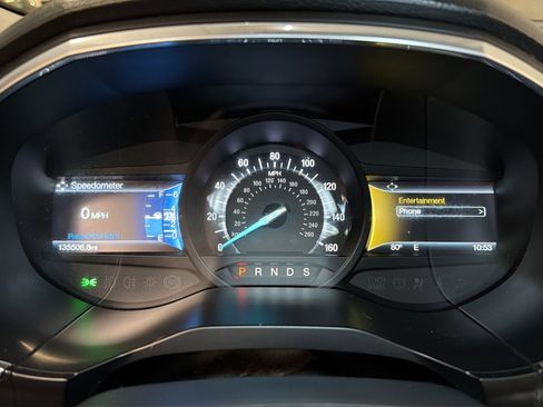 Used 2015 Ford Edge Titanium FWD image 29