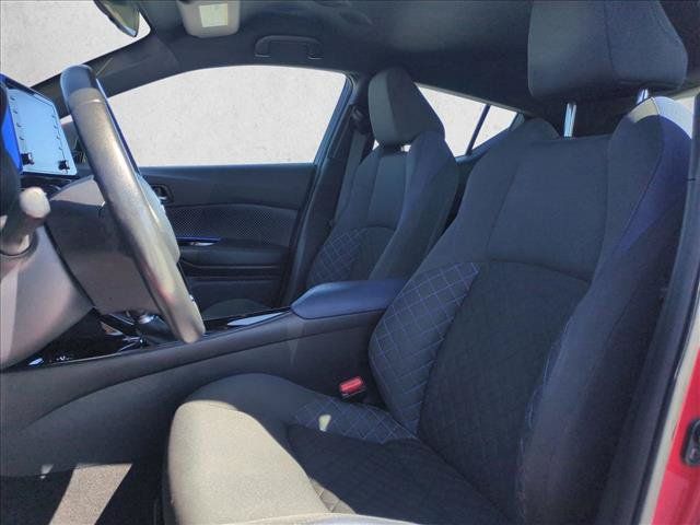 Used 2021 Toyota C-HR XLE FWD image 15