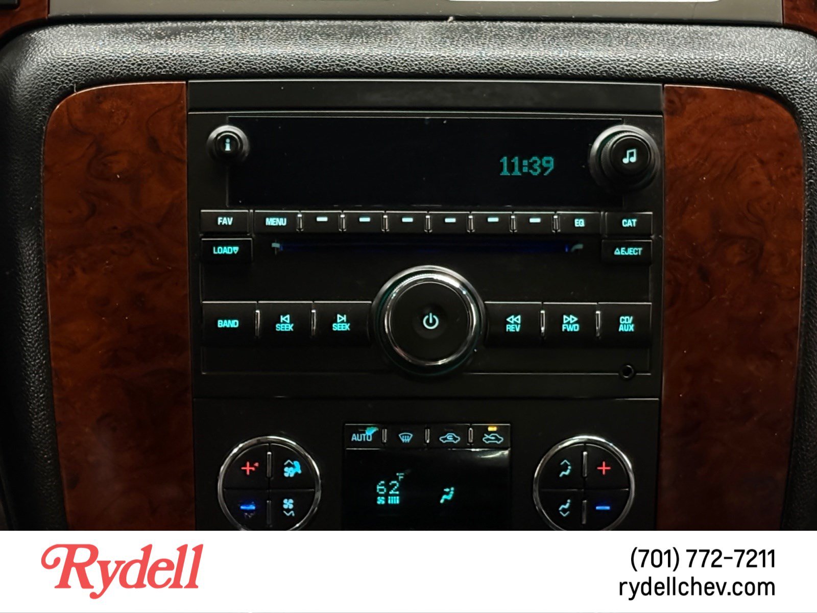 Used 2009 Chevrolet Avalanche LT w/ Luxury Package AWD/4WD image 20