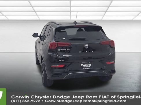 Used 2024 Buick Encore GX Sport Touring image 12