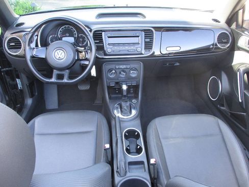Used 2013 Volkswagen Beetle 2.5 FWD image 52