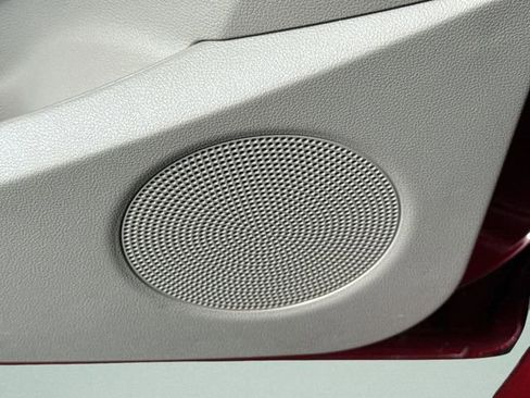 Used 2017 Ford Escape SE w/ SE Leather Comfort Package image 27