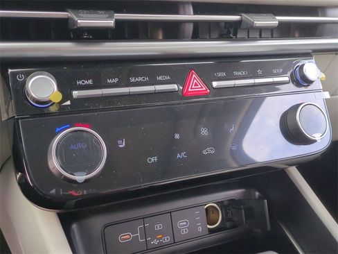 New 2026 Hyundai Tucson SEL image 16