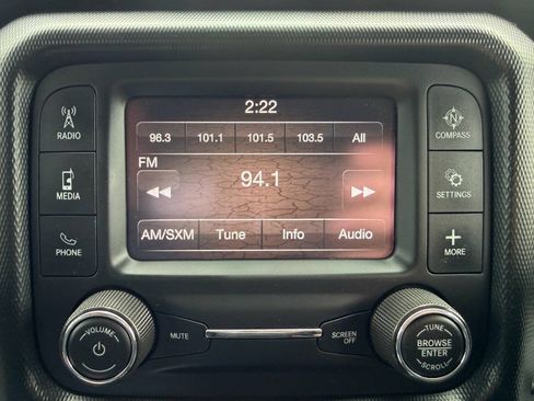 Used 2020 Jeep Wrangler Sport AWD/4WD image 39