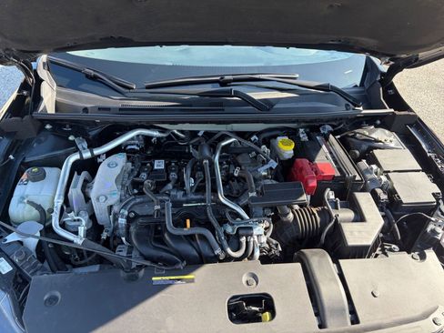 Used 2025 Nissan Sentra SV image 29