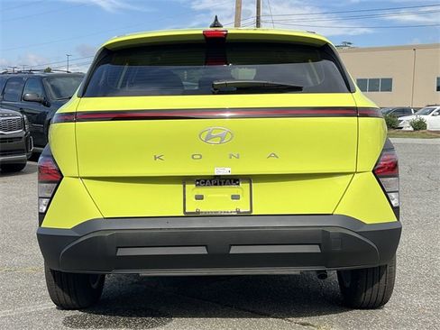 New 2026 Hyundai Kona SE image 24