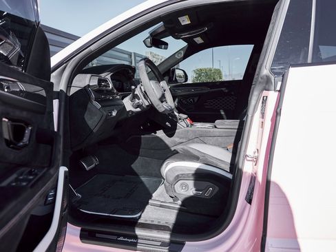 Used 2024 Lamborghini Urus Performante image 39