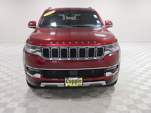 Used 2022 Jeep Wagoneer Series III w/ Premium Group I AWD/4WD image 7