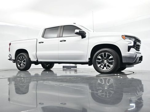 Used 2024 Chevrolet Silverado 1500 LT RWD image 21