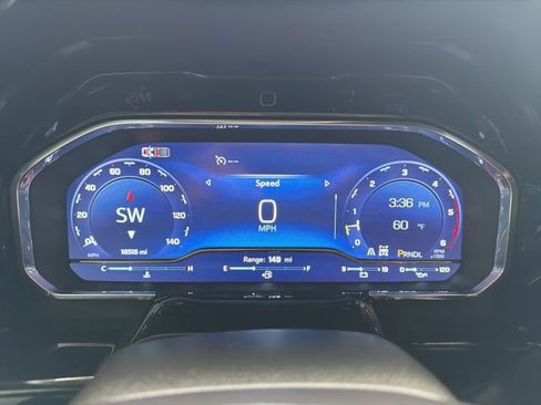 Used 2025 Chevrolet Silverado 2500 LT w/ Safety Package image 29