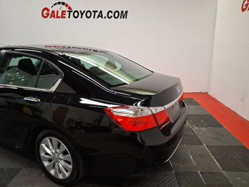 Used 2015 Honda Accord EX image 5