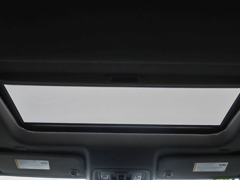 Used 2022 GMC Sierra 1500 Denali w/ Denali Reserve Package image 27