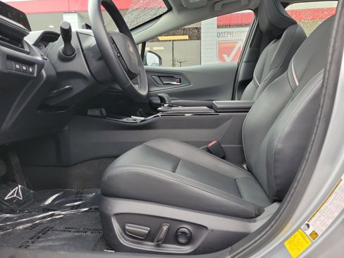 Used 2024 Toyota Prius Limited w/ Limited Premium Package AWD/4WD image 16