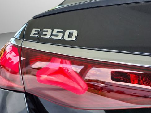 Used 2026 Mercedes-Benz E 350 Sedan w/ Winter Package image 33