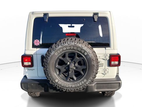 Used 2022 Jeep Wrangler Unlimited Sport image 5