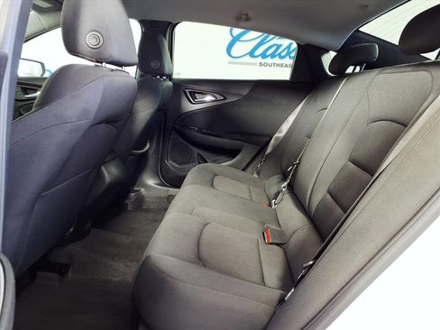 Used 2025 Chevrolet Malibu RS image 9