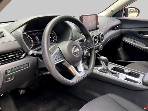 Used 2025 Nissan Sentra SV w/ Trunk Package FWD image 17