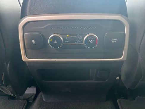 Used 2024 Ford Expedition XLT AWD/4WD image 25