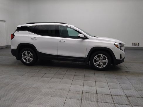 Used 2019 GMC Terrain SLE w/ Driver Convenience Package FWD image 11