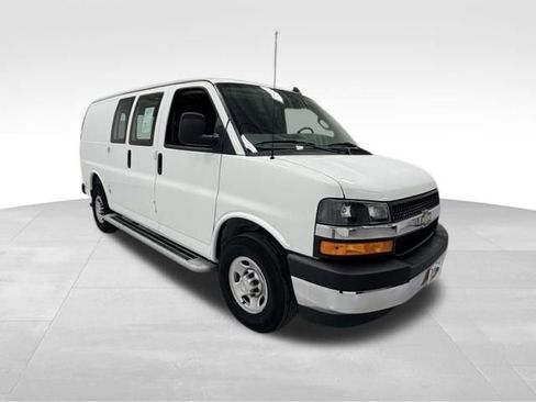 Certified 2024 Chevrolet Express 2500 w/ Driver Convenience Package image 7