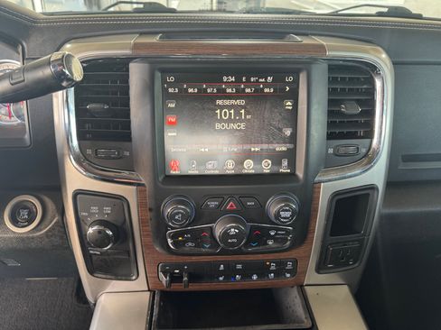 Used 2016 RAM 2500 Laramie AWD/4WD image 18