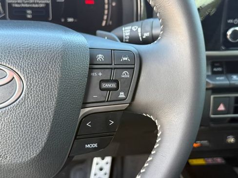 Used 2026 Toyota Camry SE w/ Convenience Package FWD image 17