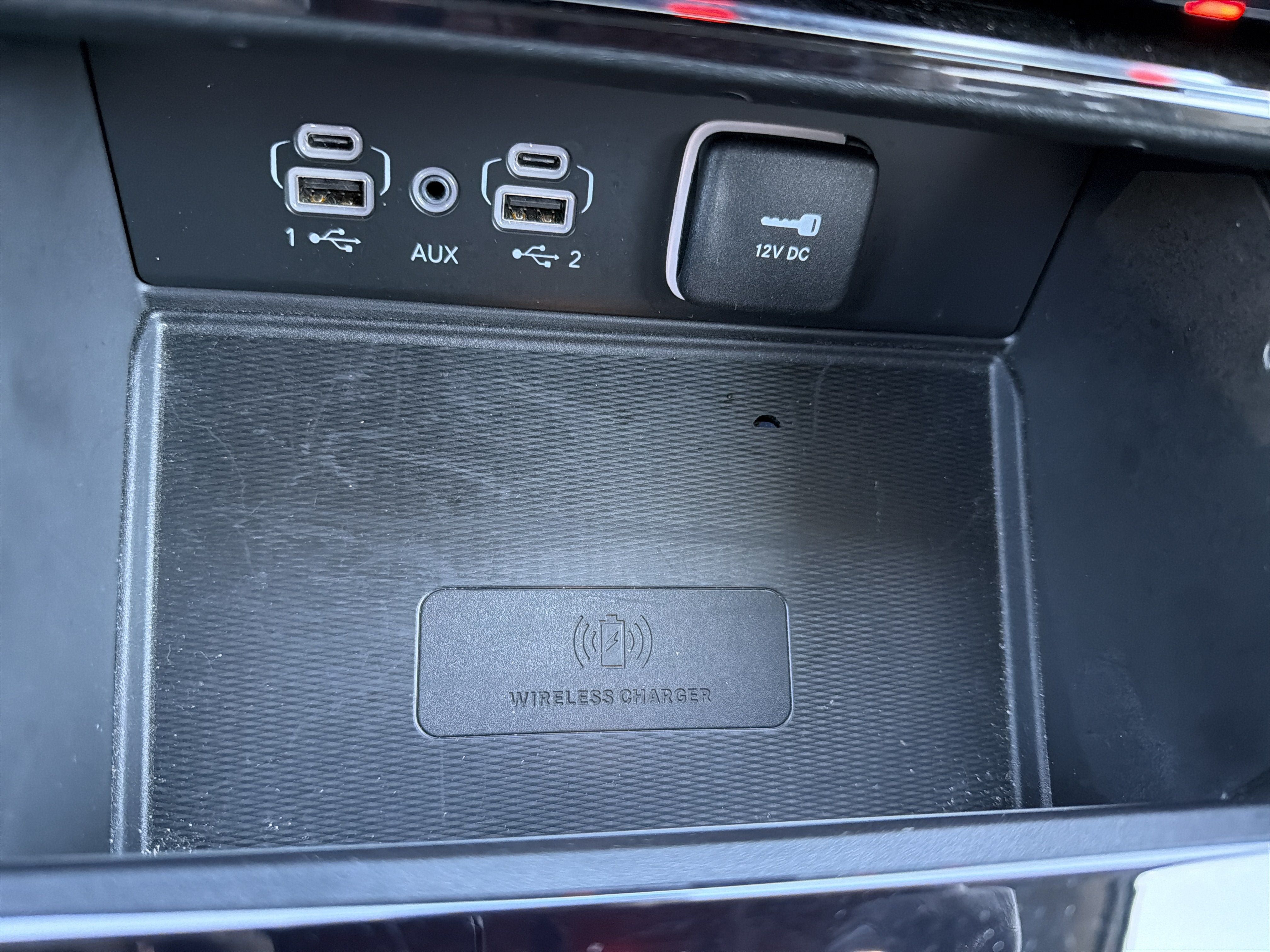 Used 2023 Jeep Grand Cherokee Laredo w/ Luxury Tech Group I AWD/4WD image 19