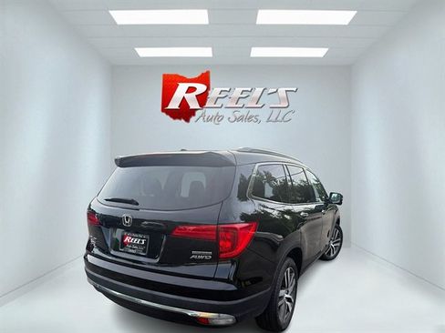 Used 2018 Honda Pilot Touring image 35